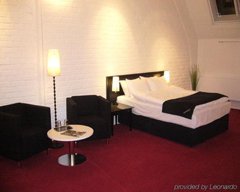 First Hotel Norrtull Stockholm Room photo